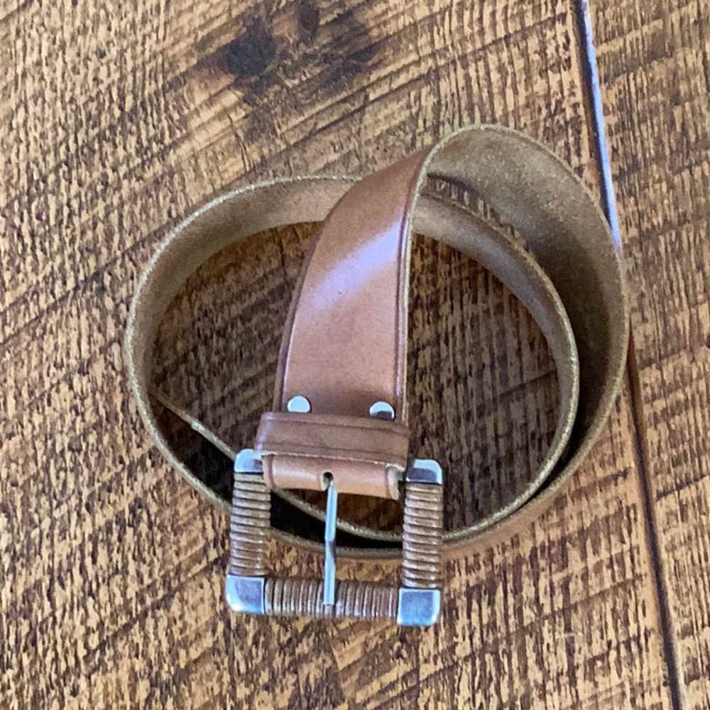 Echo vintage brown leather belt, 5 holes can fit up to 30” waist, made in Turkey